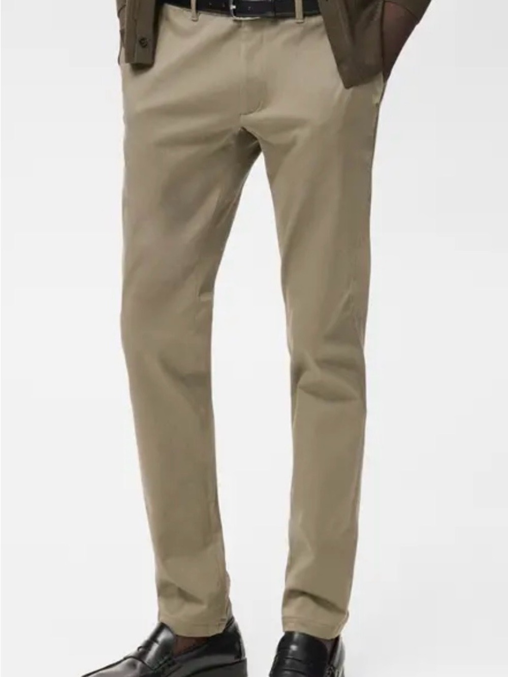 Zara Men's Basic Chinos in Light Khaki